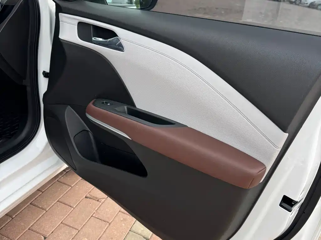Chevrolet Monza — фото 10