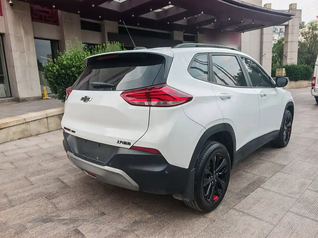 Chevrolet Trax — фото 11