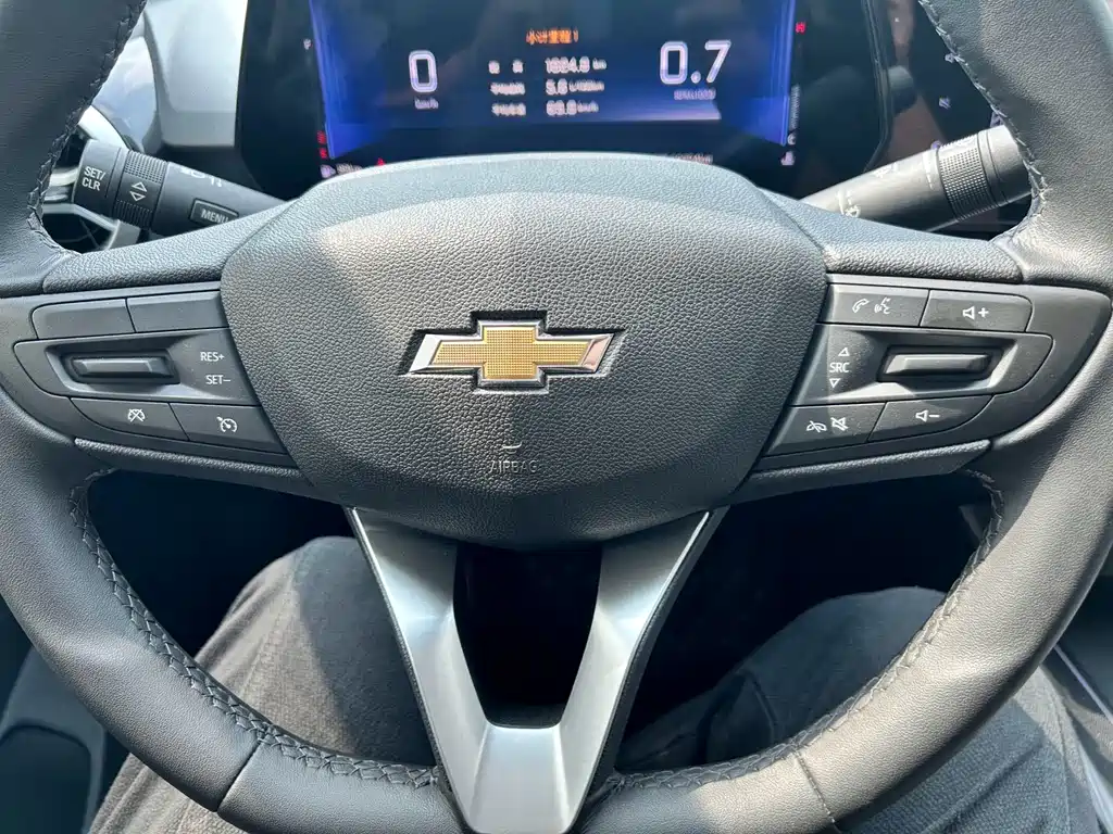 Chevrolet Monza — фото 6