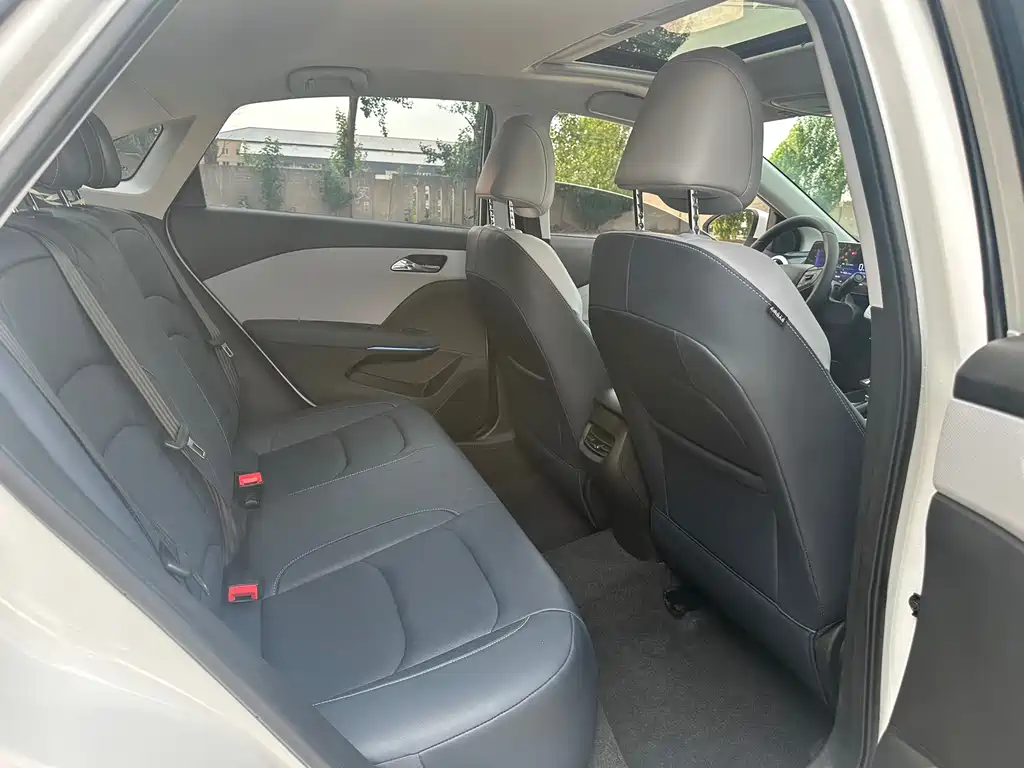 Chevrolet Monza — фото 15