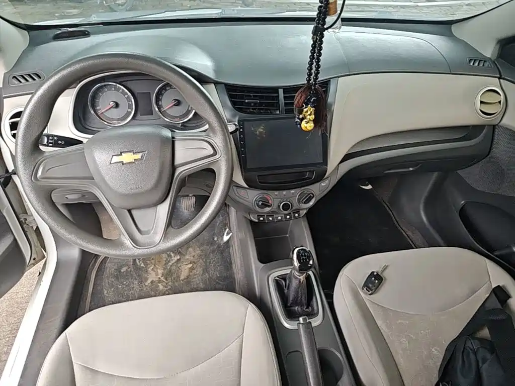 Chevrolet Sail — фото 10