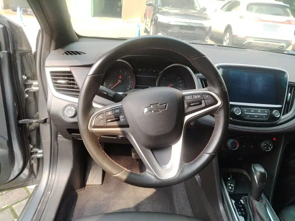 Chevrolet Monza — фото 11
