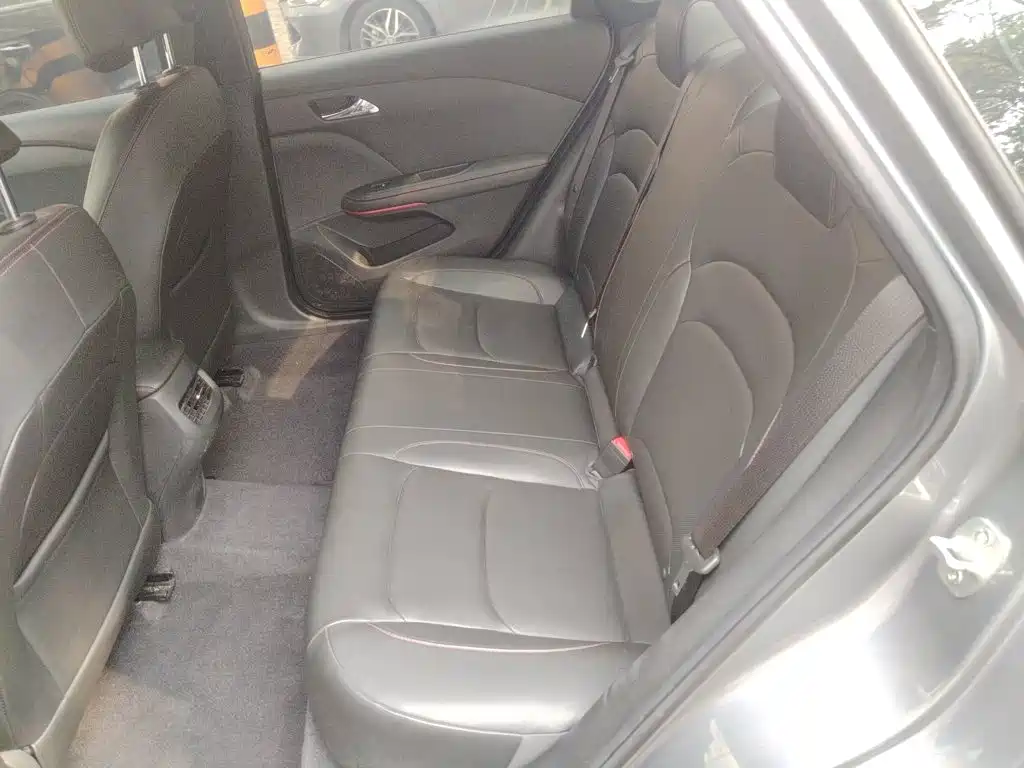 Chevrolet Monza — фото 17