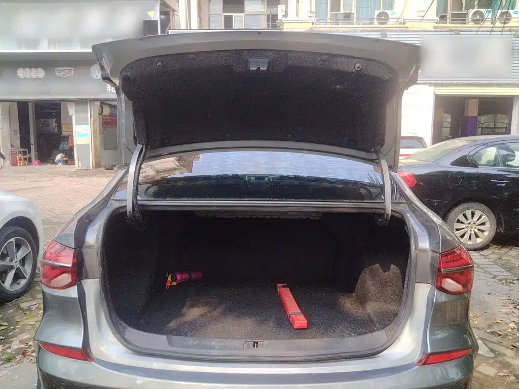 Chevrolet Monza — фото 19