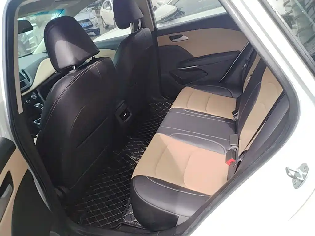 Chevrolet Monza — фото 17