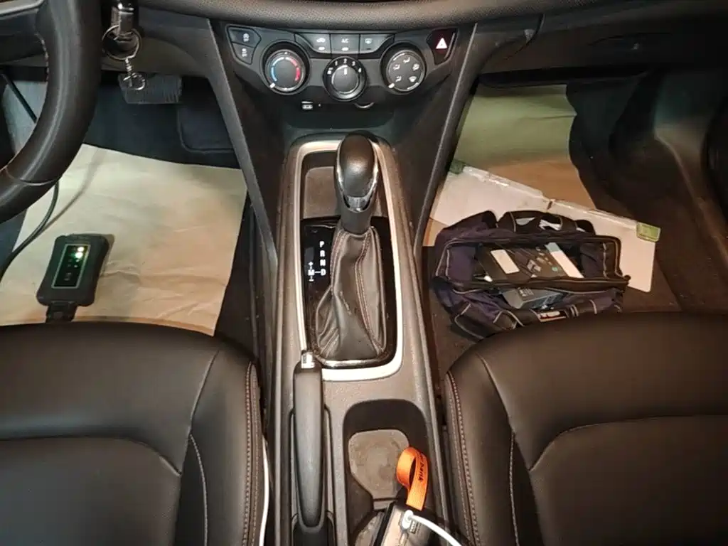 Chevrolet Monza — фото 14