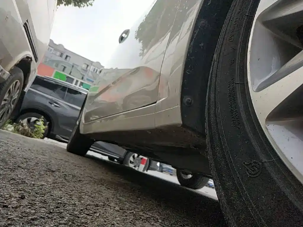 Chevrolet Monza — фото 21