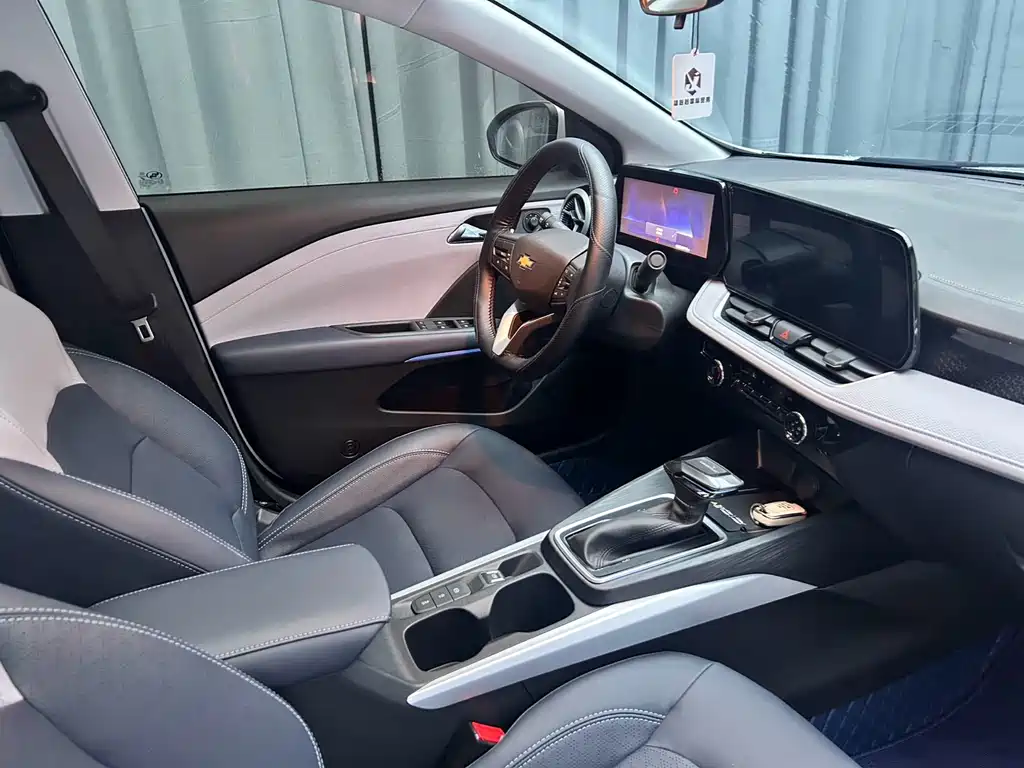 Chevrolet Monza — фото 14