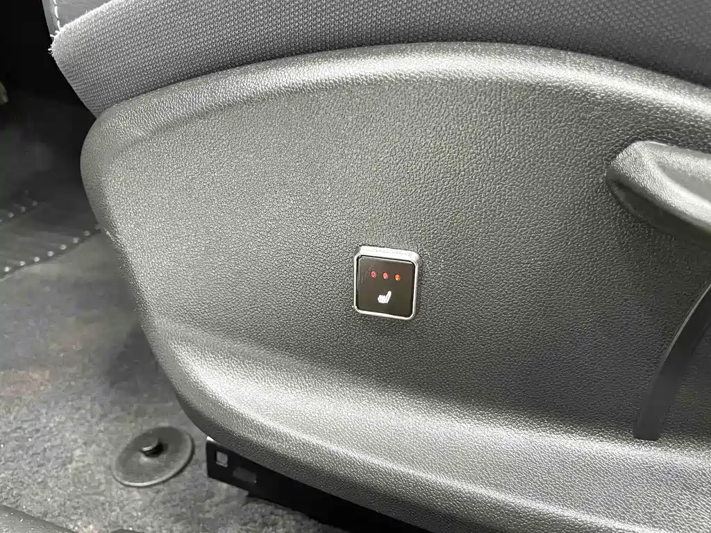 Chevrolet Monza — фото 14