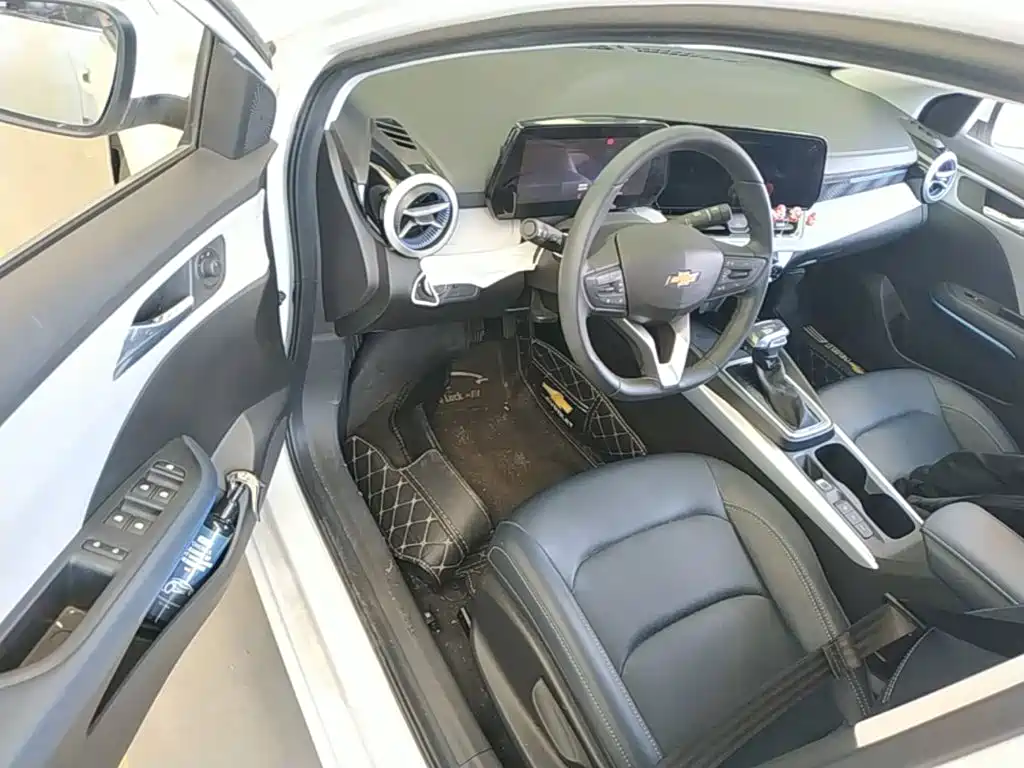 Chevrolet Monza — фото 11