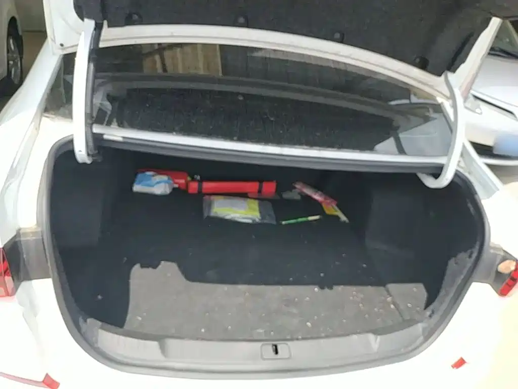 Chevrolet Monza — фото 15