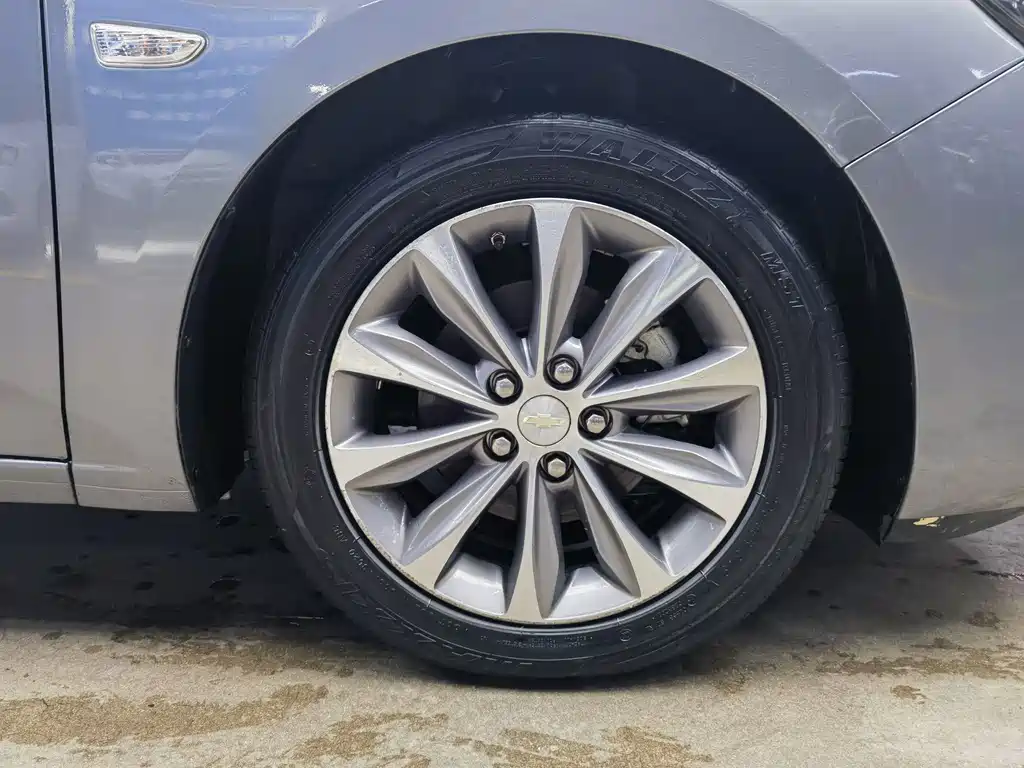 Chevrolet Monza — фото 14