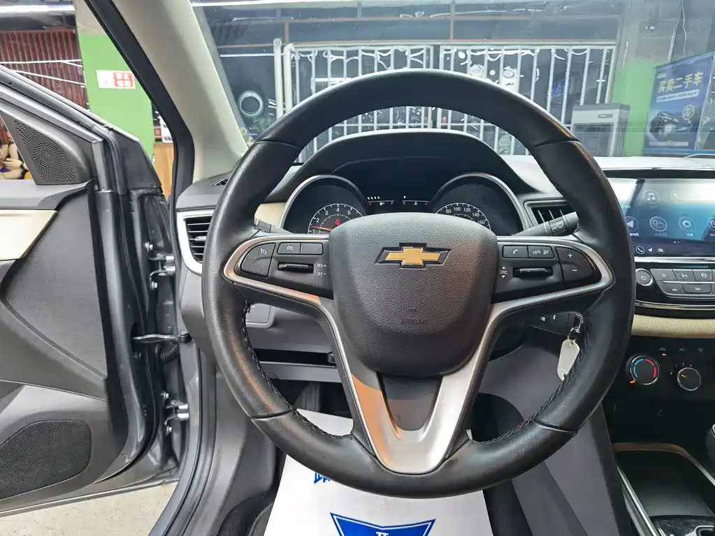 Chevrolet Monza — фото 10