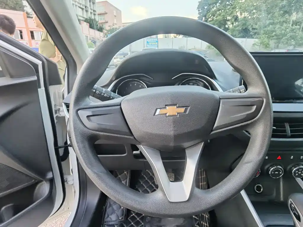 Chevrolet Cavalier — фото 17