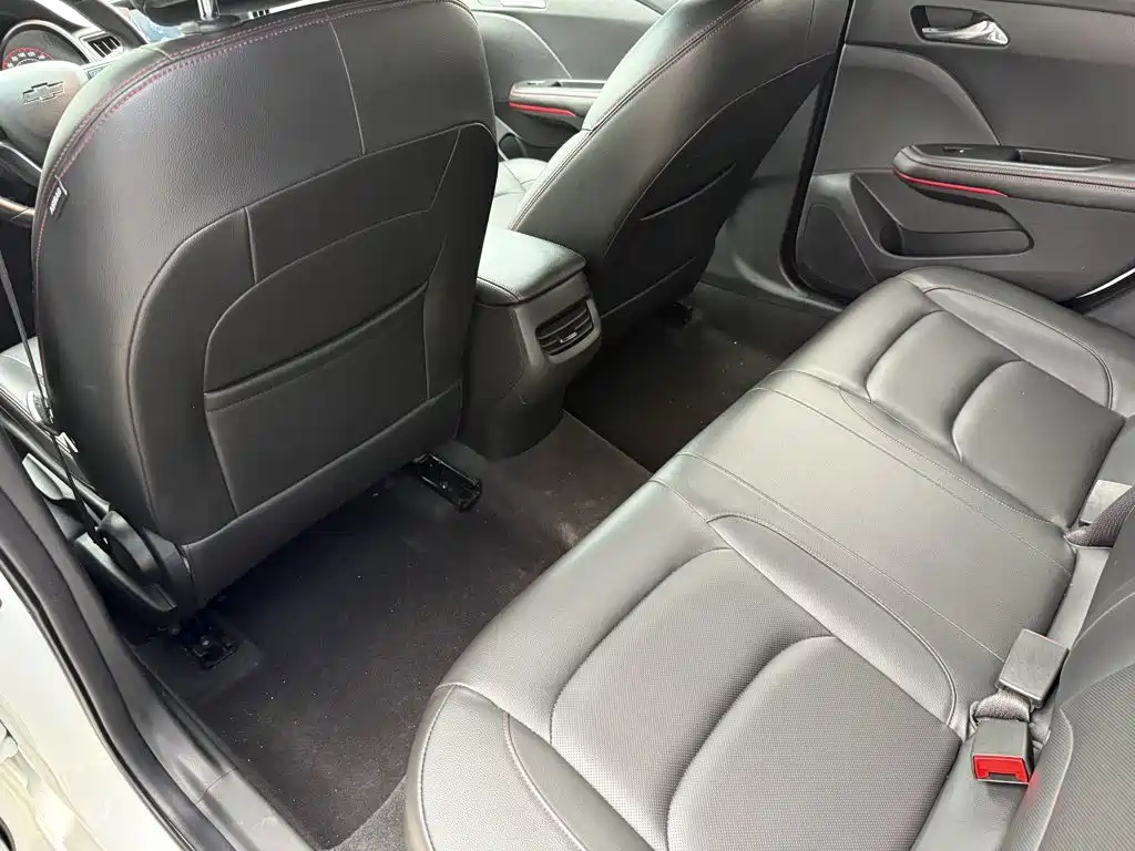 Chevrolet Monza — фото 11