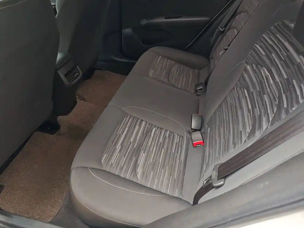 Chevrolet Monza — фото 17