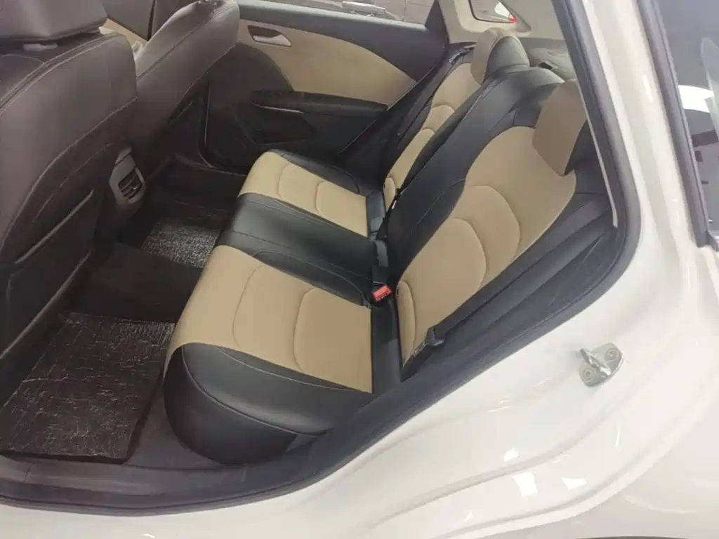 Chevrolet Monza — фото 17