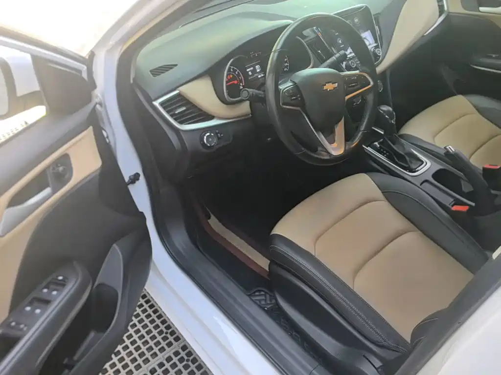 Chevrolet Monza — фото 16
