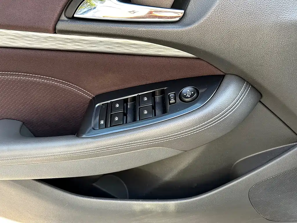 Chevrolet Malibu — фото 13