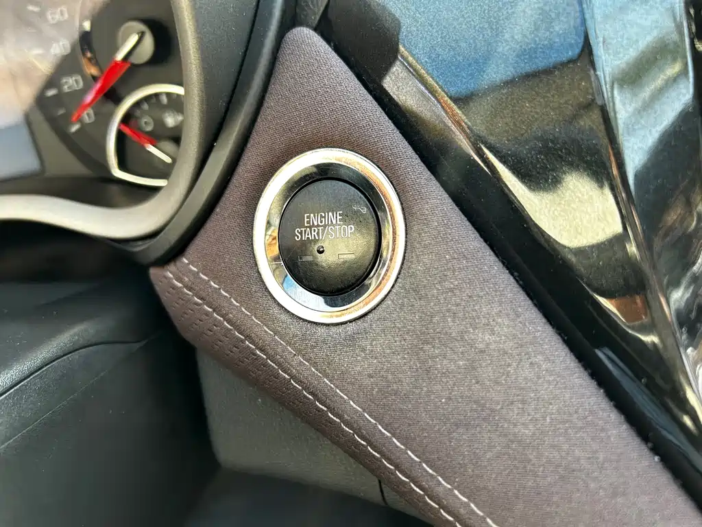 Chevrolet Malibu — фото 17