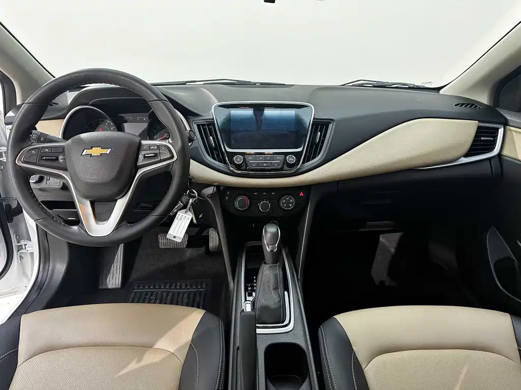 Chevrolet Monza — фото 13