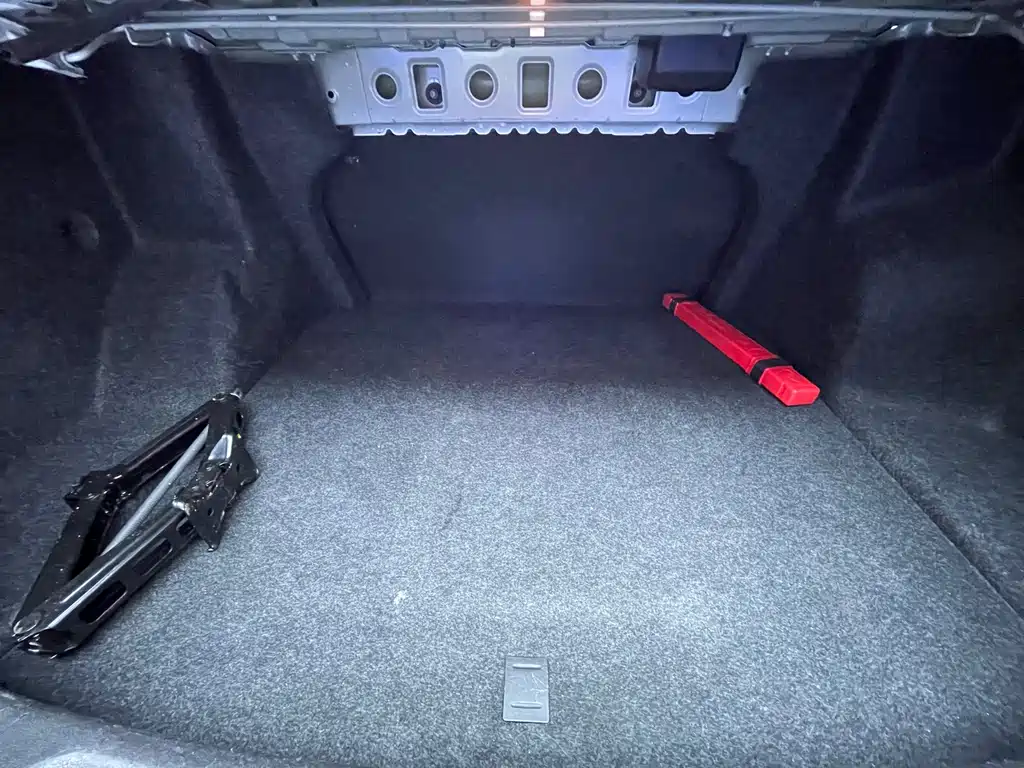 Chevrolet Monza — фото 18