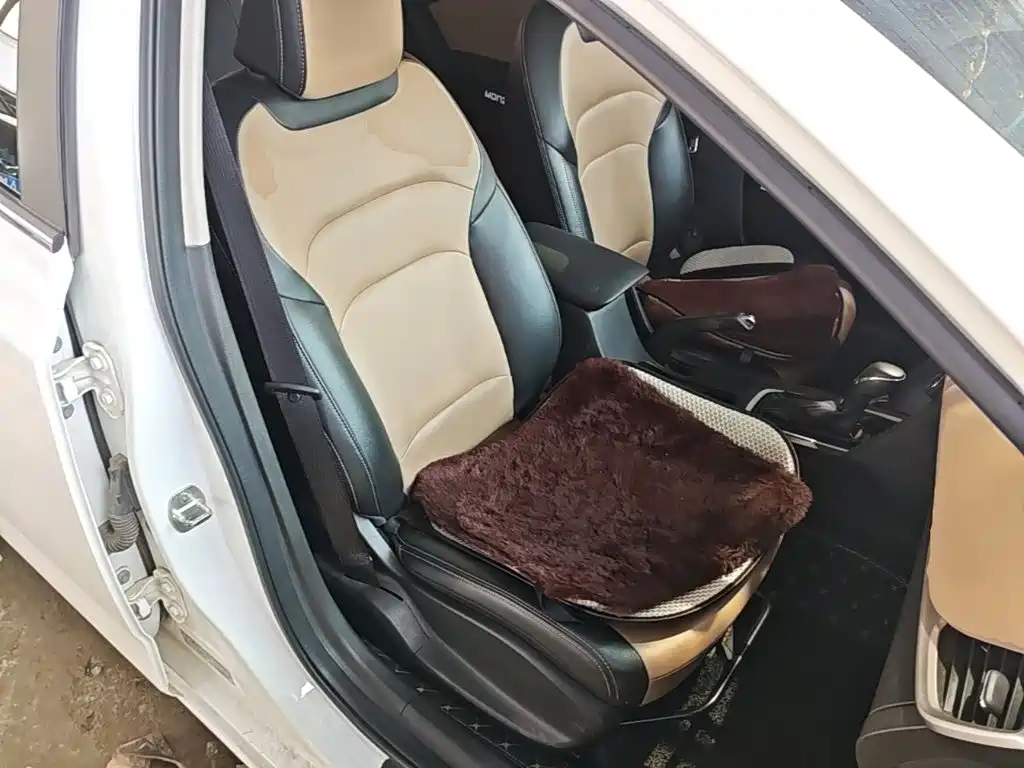 Chevrolet Monza — фото 25