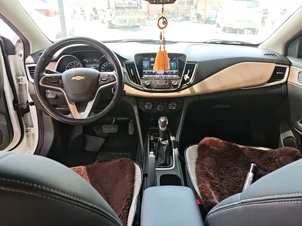Chevrolet Monza — фото 10