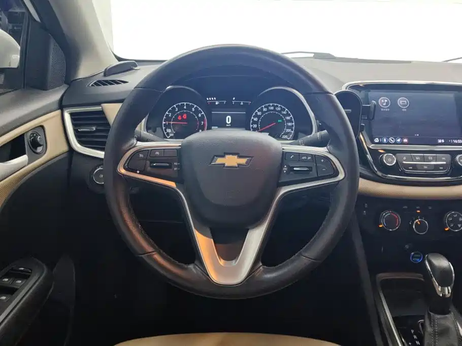 Chevrolet Monza — фото 15