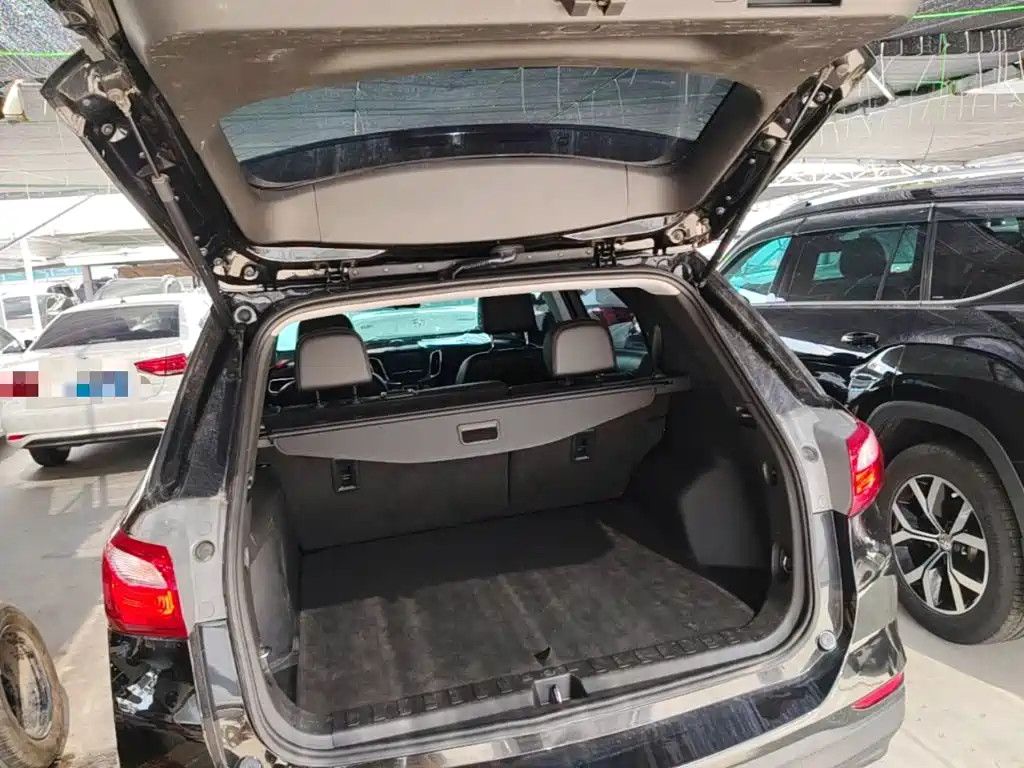 Chevrolet Equinox — фото 19