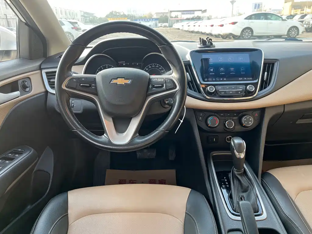 Chevrolet Monza — фото 10