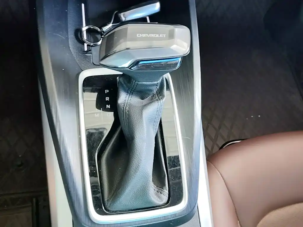 Chevrolet Monza — фото 14