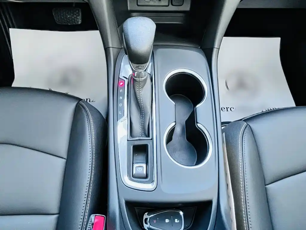 Chevrolet Equinox — фото 13