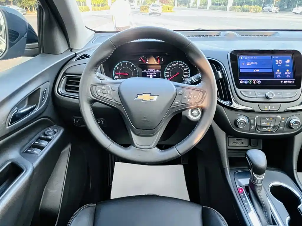 Chevrolet Equinox — фото 15