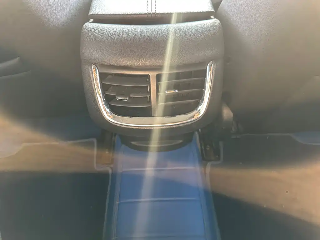 Chevrolet Malibu XL — фото 7