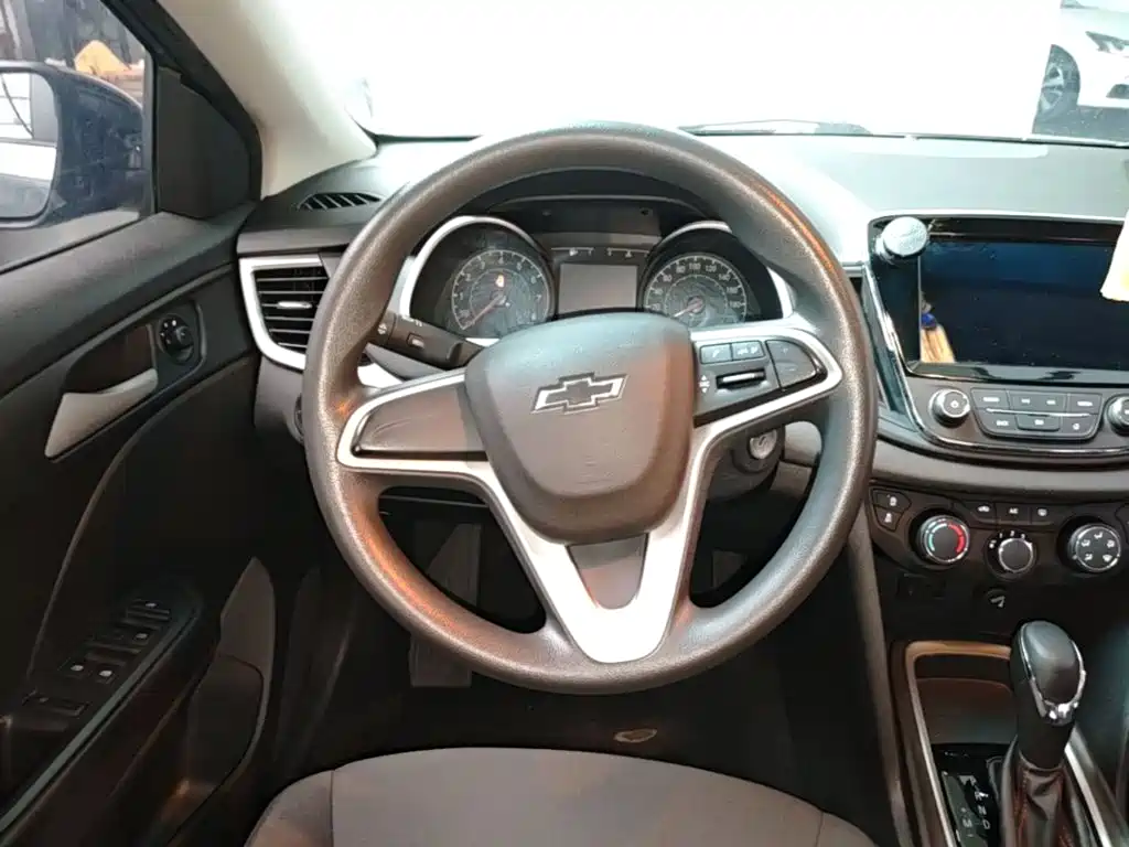 Chevrolet Monza — фото 11
