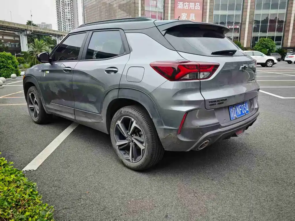 Chevrolet Tracker — фото 5