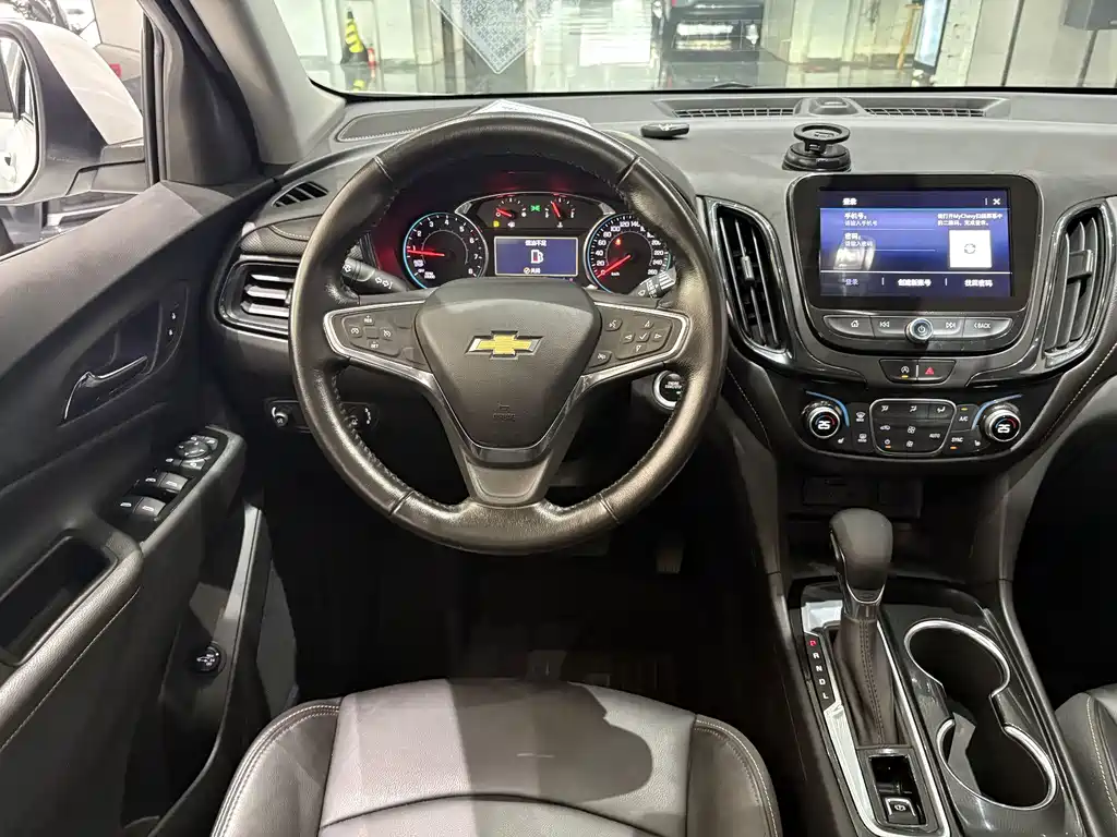 Chevrolet Equinox — фото 14