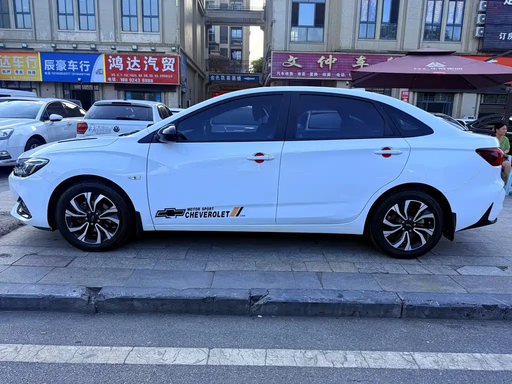 Chevrolet Monza — фото 13