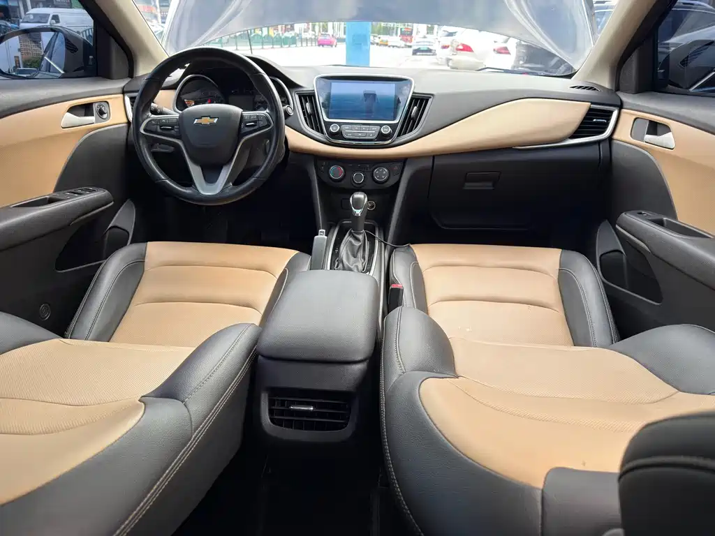 Chevrolet Monza — фото 11