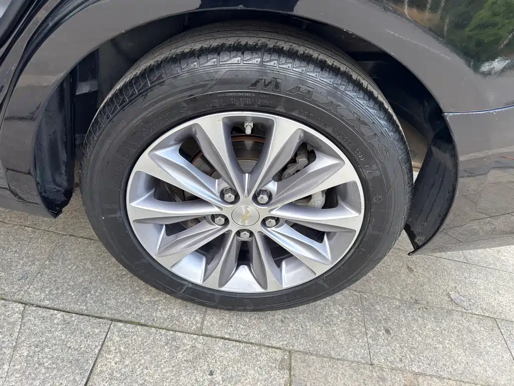 Chevrolet Monza — фото 14