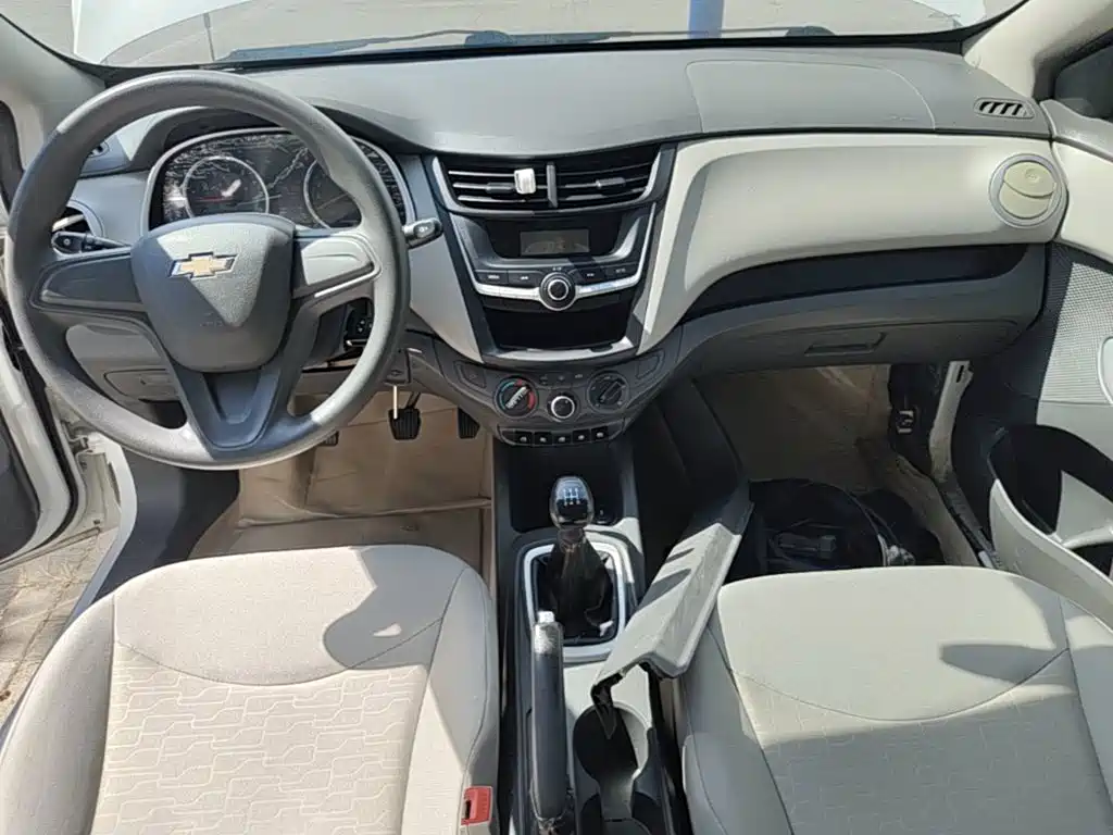 Chevrolet Sail — фото 13