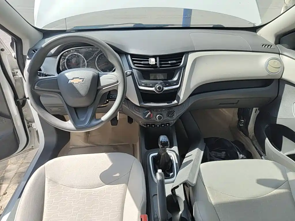 Chevrolet Sail — фото 10