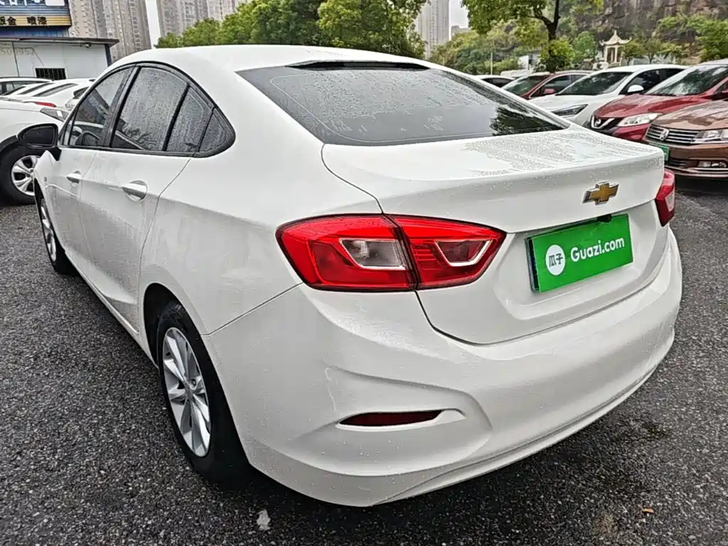 Chevrolet Cruze — фото 5