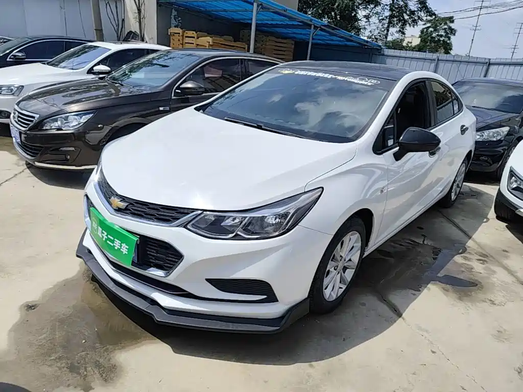 Chevrolet Cruze — фото 2