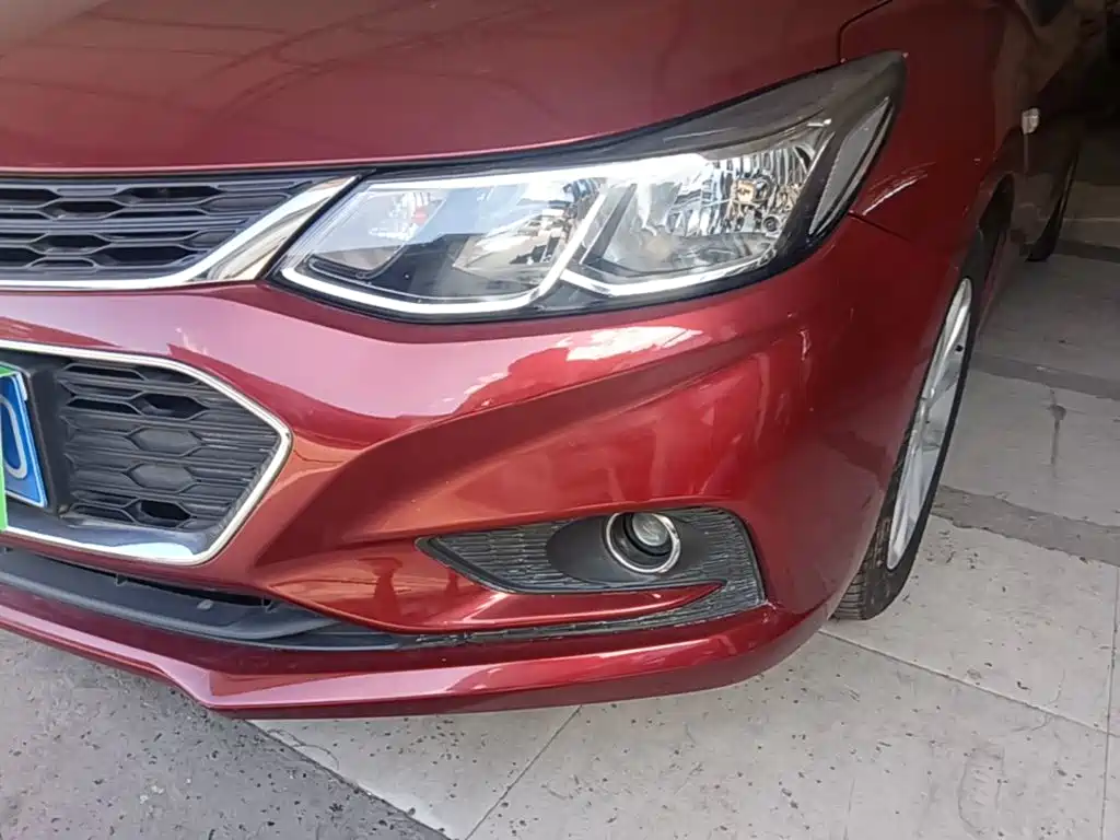 Chevrolet Cruze — фото 24