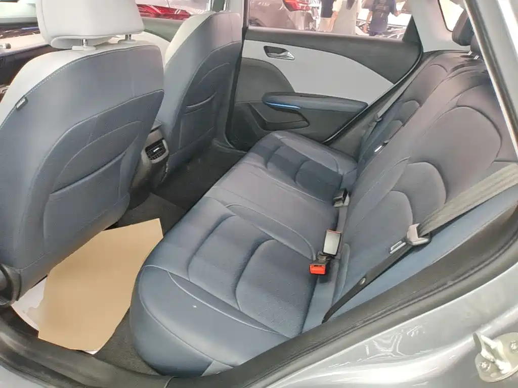 Chevrolet Monza — фото 17