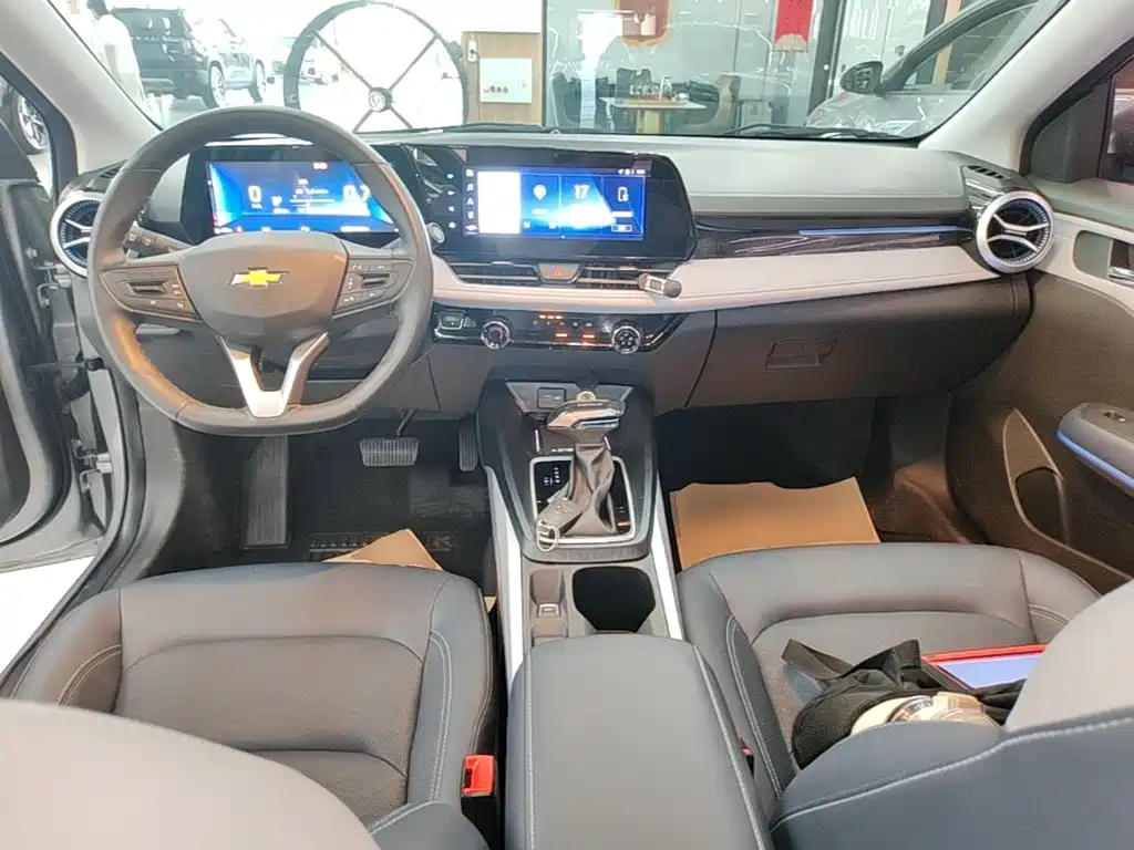 Chevrolet Monza — фото 10