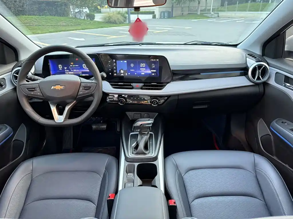 Chevrolet Monza — фото 14