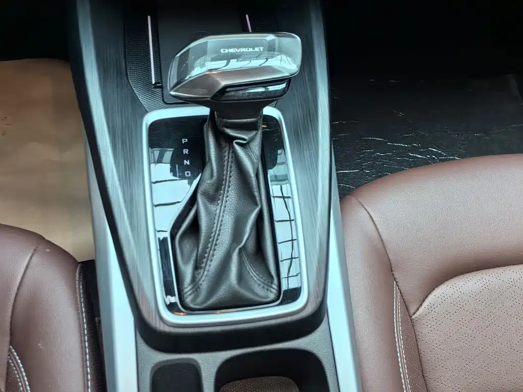 Chevrolet Monza — фото 11